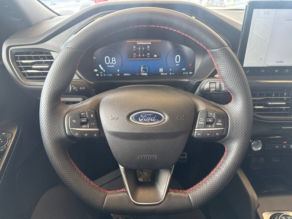 Certified 2024 Ford Escape ST-Line Select w/ Tech Pack #2 AWD/4WD image 16