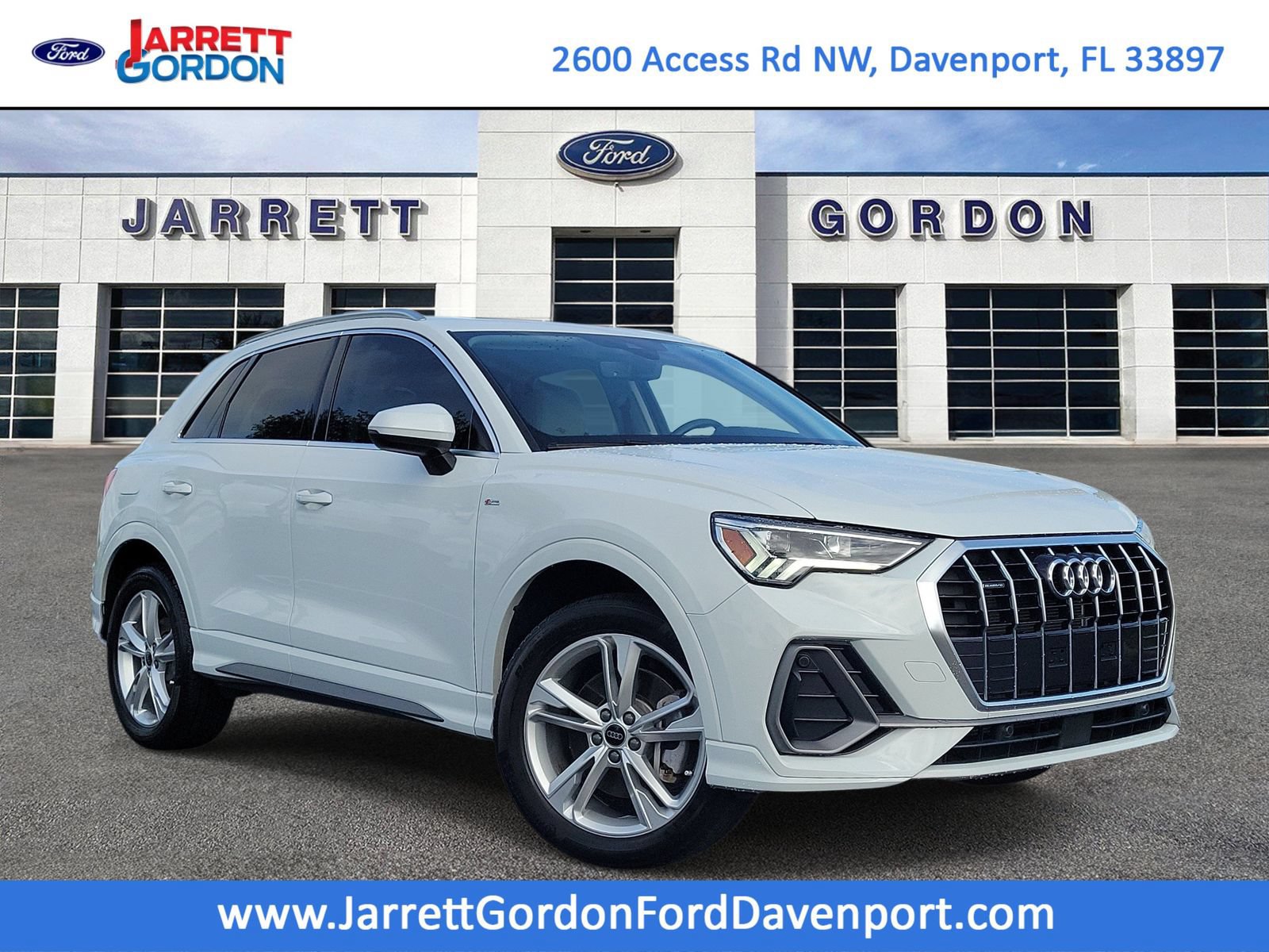 Used 2024 Audi Q3 2.0T Premium