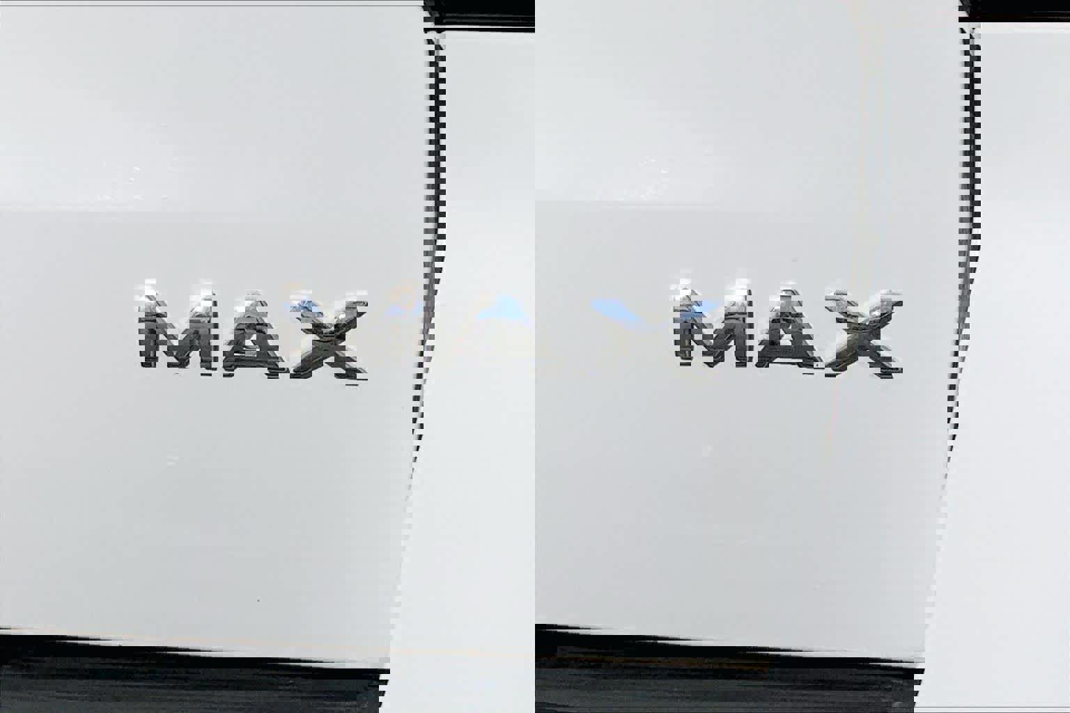 Certified 2024 Ford Expedition Max XLT image 11