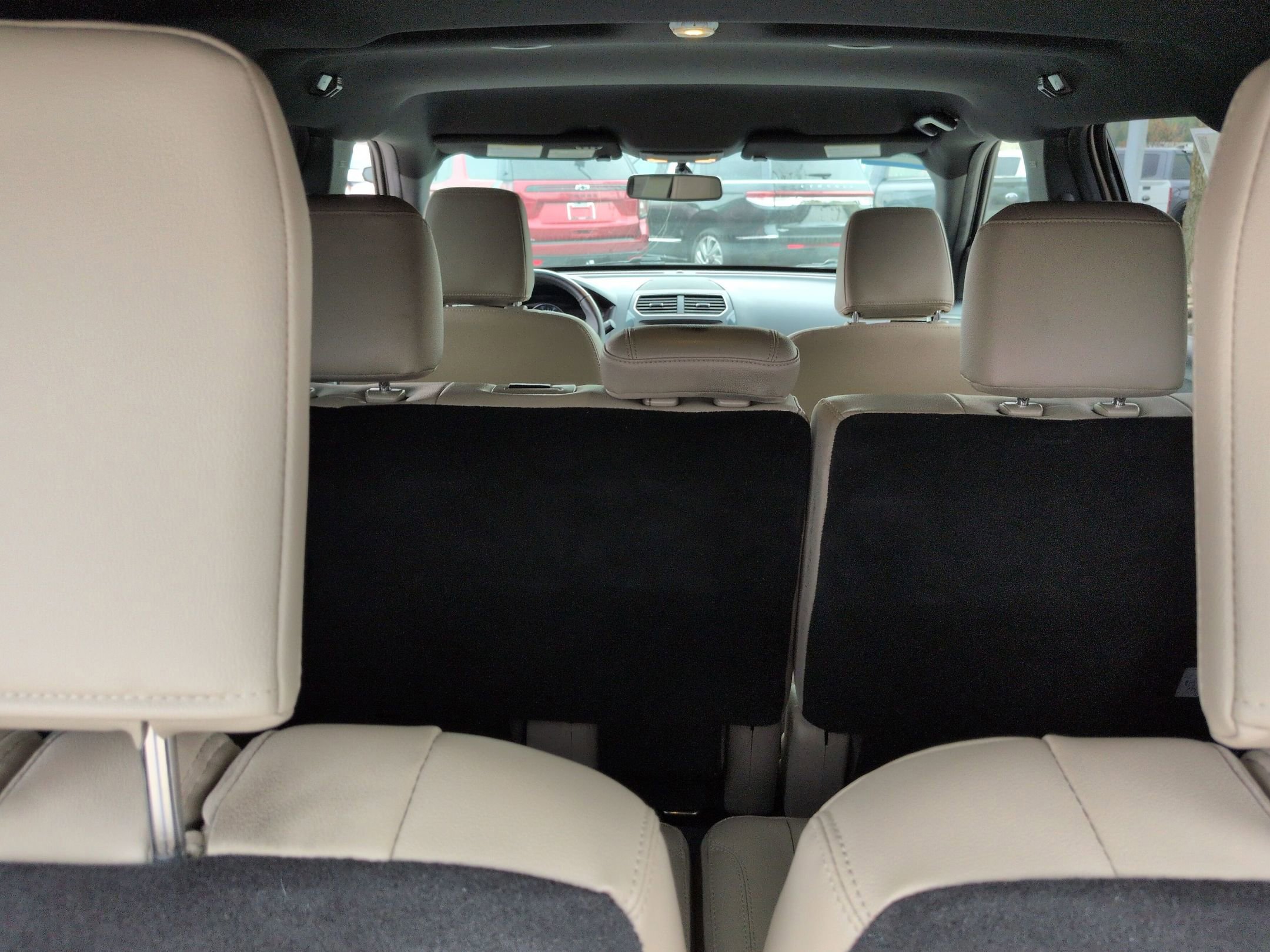 Certified 2018 Ford Explorer XLT w/ Equipment Group 202A image 31