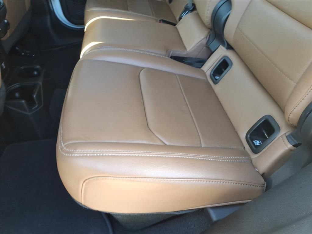 Used 2020 Jeep Gladiator Overland w/ Popular Equipment Package image 25