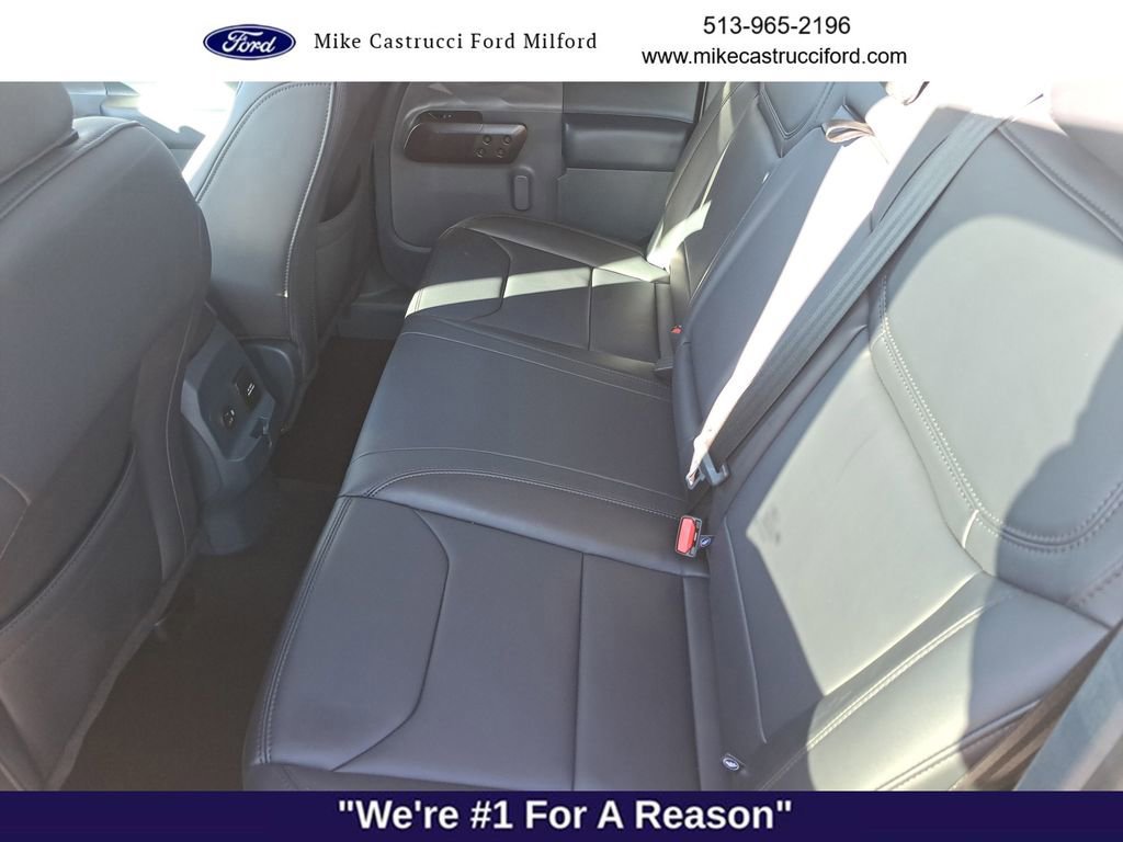 Certified 2024 Ford Maverick Lariat w/ Black Appearance Package image 25