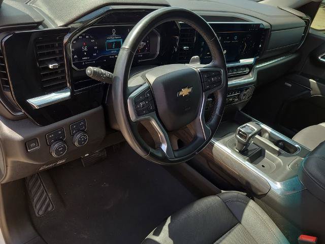 Used 2023 Chevrolet Silverado 1500 LTZ w/ LTZ Convenience Package II AWD/4WD image 21