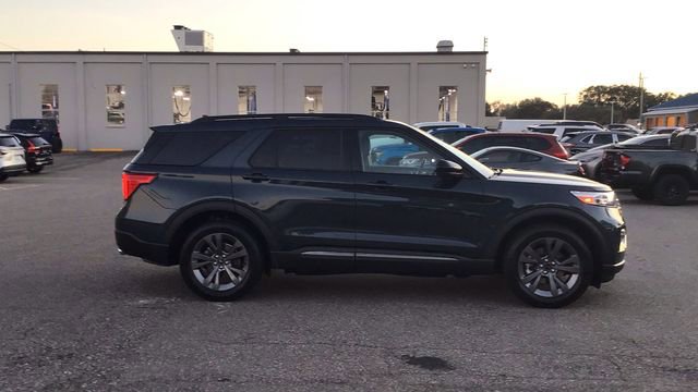 Certified 2022 Ford Explorer XLT w/ Equipment Group 202A image 6