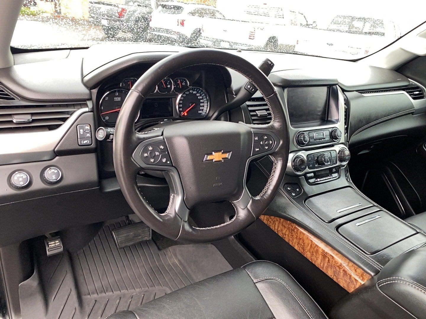 Used 2018 Chevrolet Tahoe Premier AWD/4WD image 14