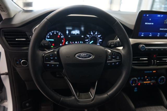 Certified 2022 Ford Escape SE w/ SE Sport Appearance Package image 21