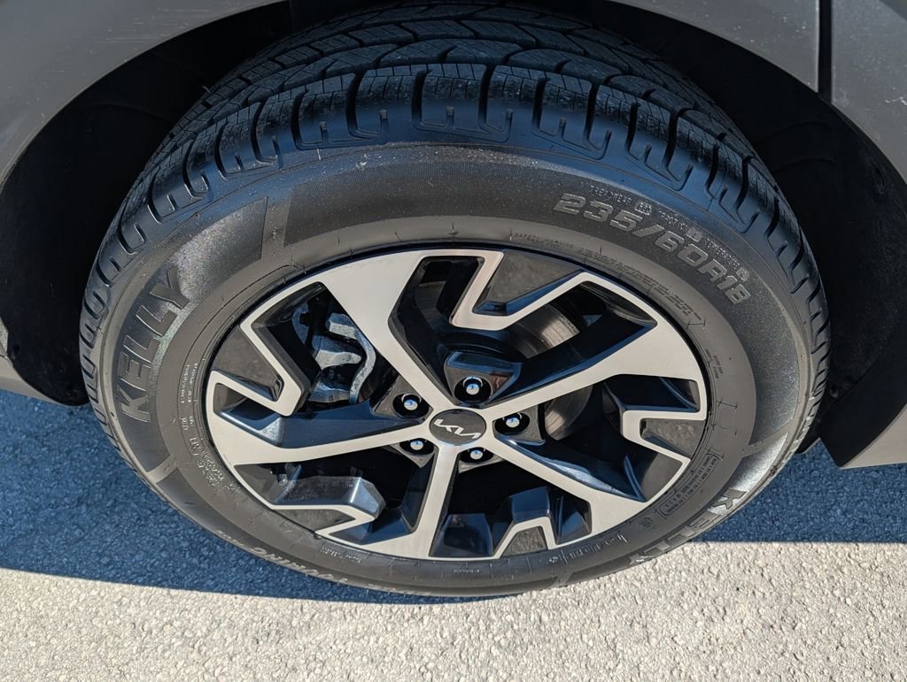 Used 2023 Kia Sportage EX image 28