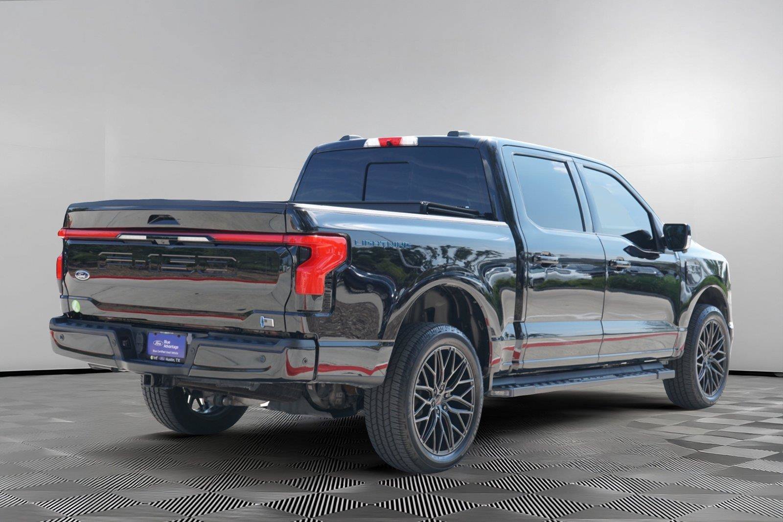 Certified 2023 Ford F150 Lightning Platinum AWD/4WD image 5