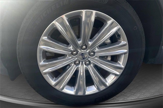 Certified 2022 Ford Explorer Limited w/ Hybrid Equipment Group 310A image 11