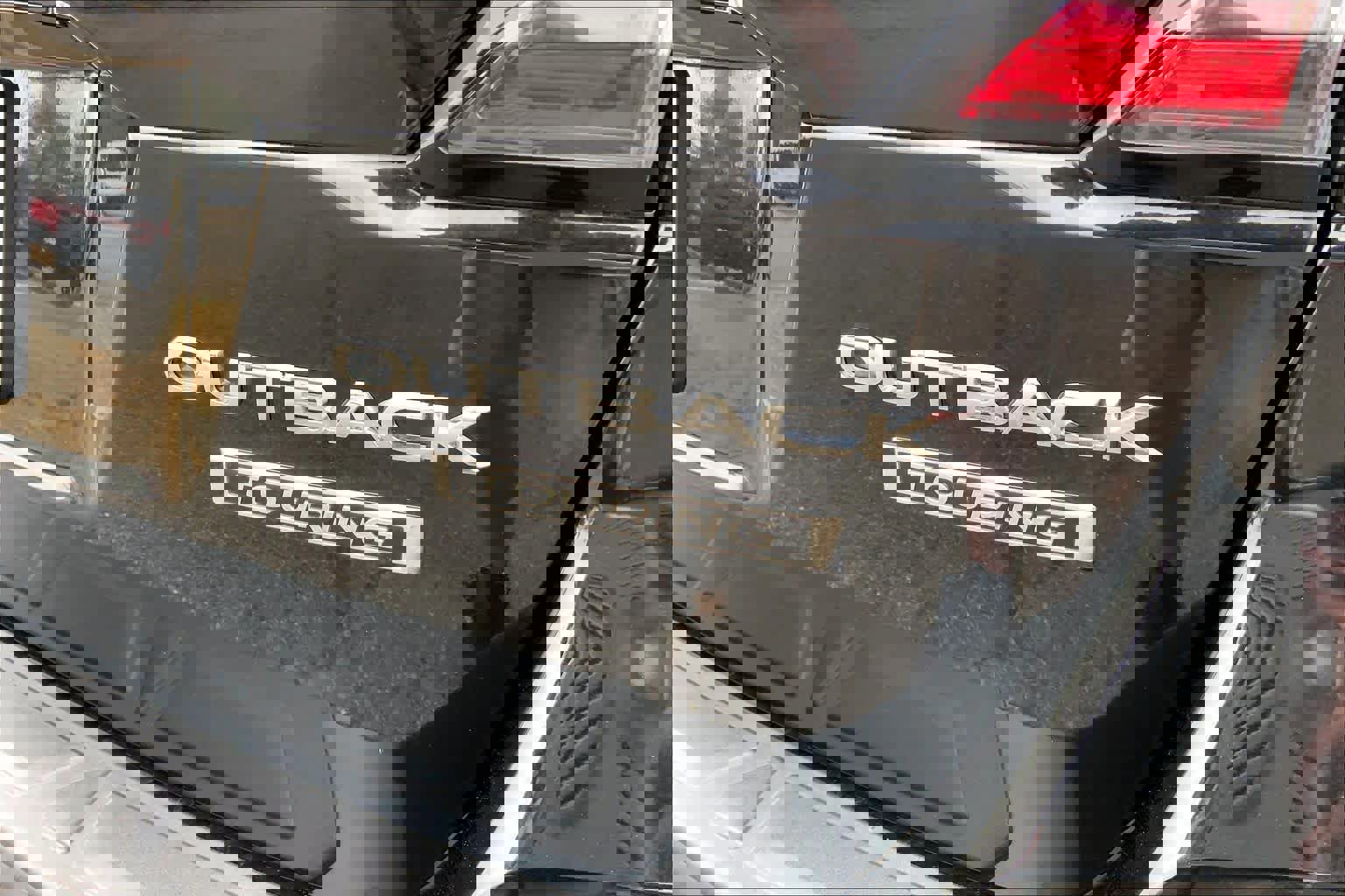 Used 2022 Subaru Outback Touring image 12