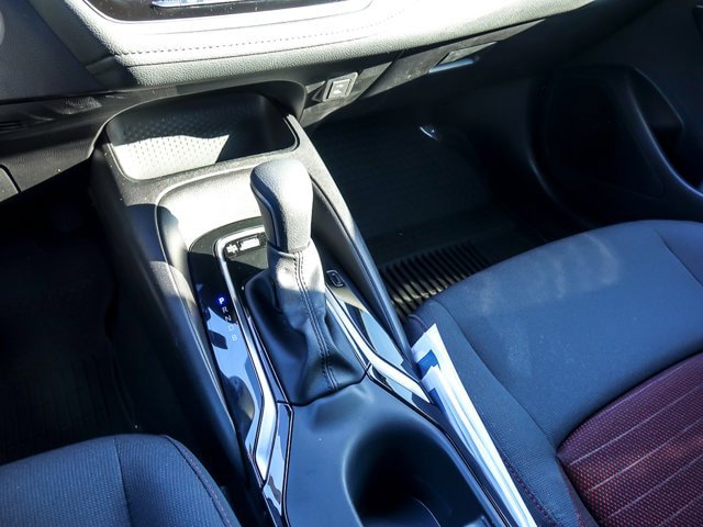 Used 2025 Toyota Corolla SE w/ Convenience Package FWD image 18