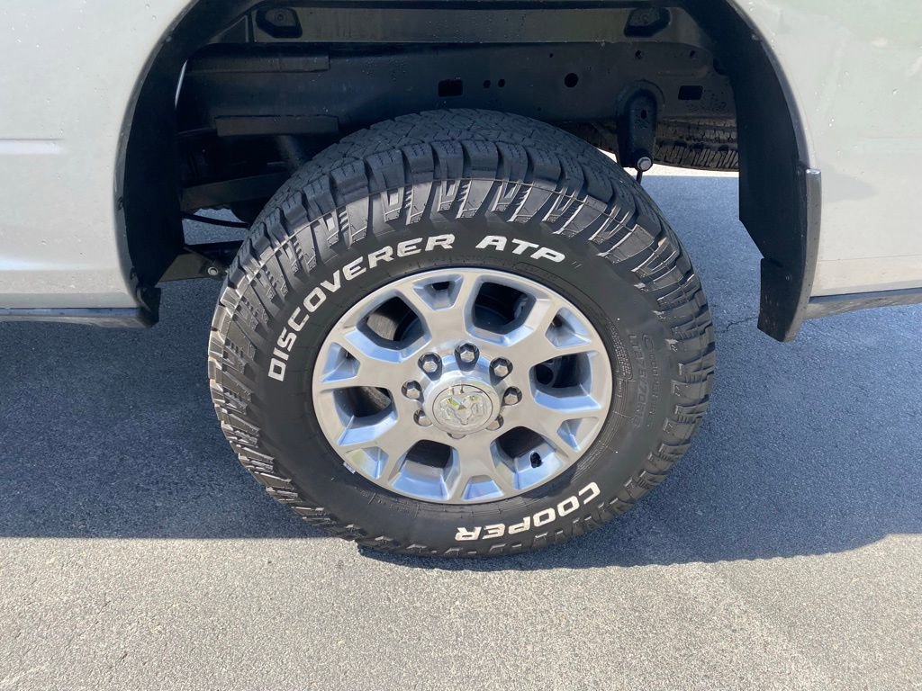 Used 2024 RAM 2500 Laramie image 32