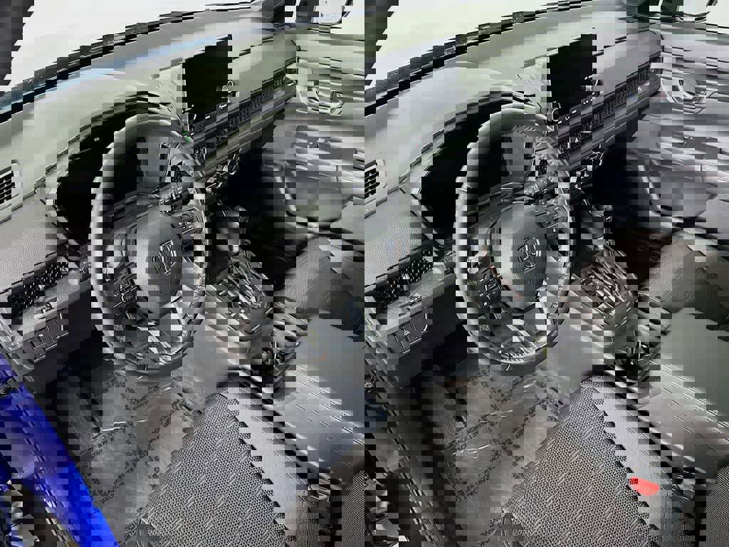 Used 2023 Honda CR-V Sport image 9