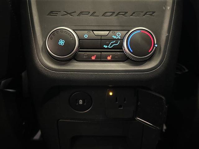 Certified 2025 Ford Explorer ST-Line w/ Premium Package image 32