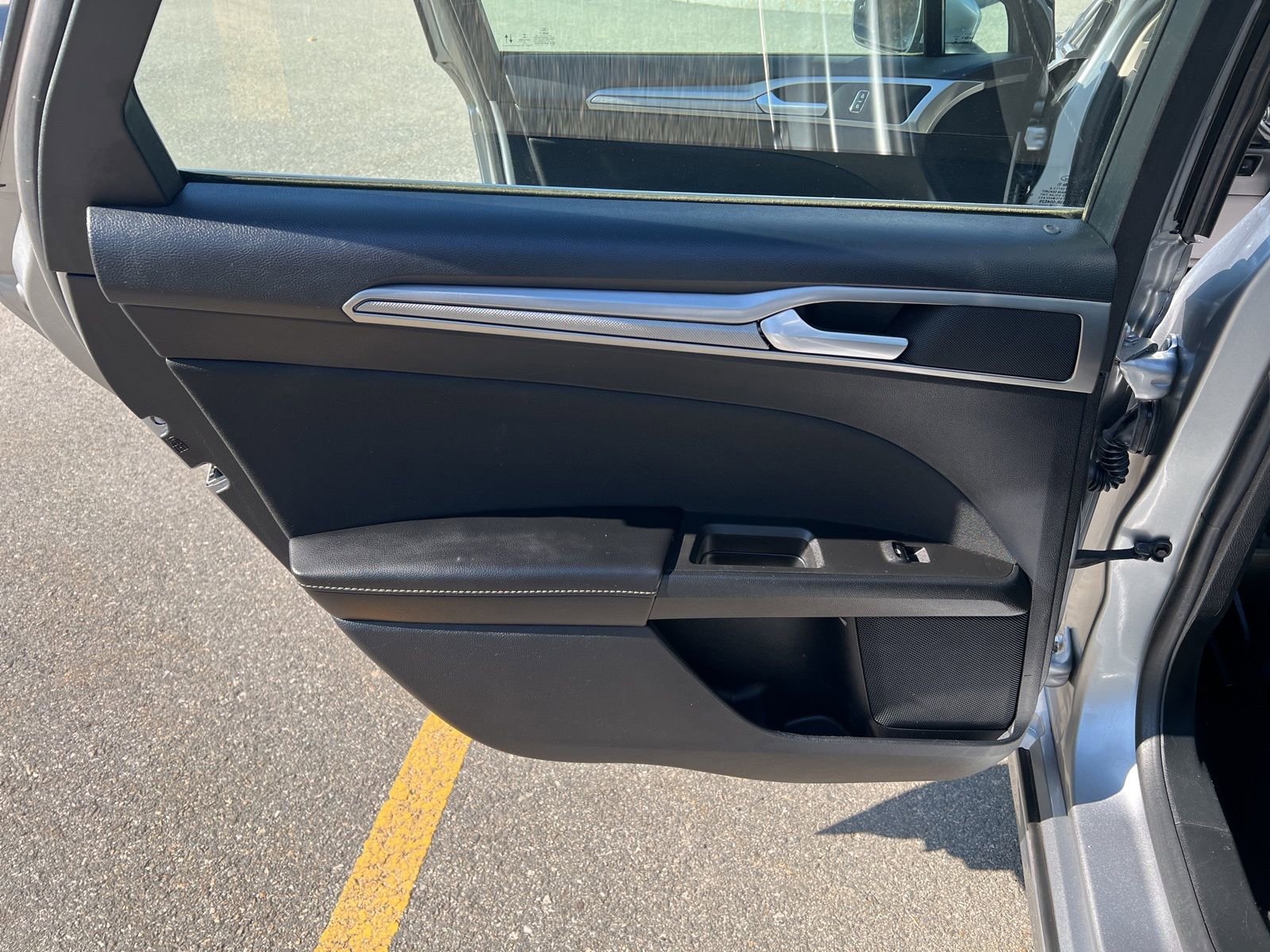 Certified 2020 Ford Fusion SE FWD image 14