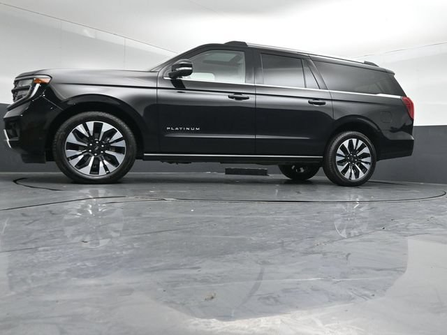 Certified 2025 Ford Expedition Max Platinum w/ Driver's Package AWD/4WD image 39