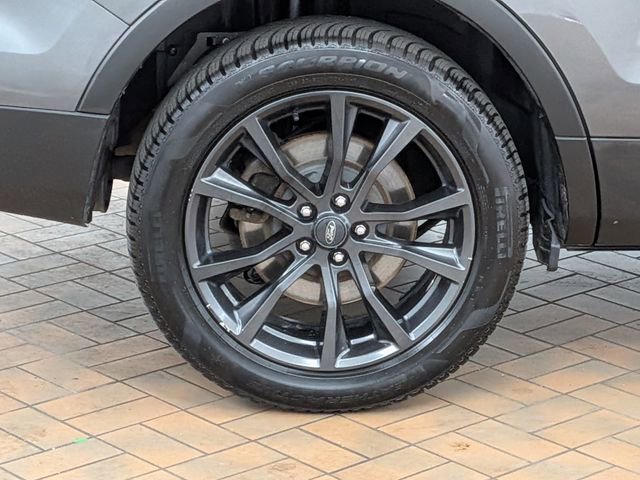 Certified 2017 Ford Explorer XLT w/ Equipment Group 202A AWD/4WD image 10