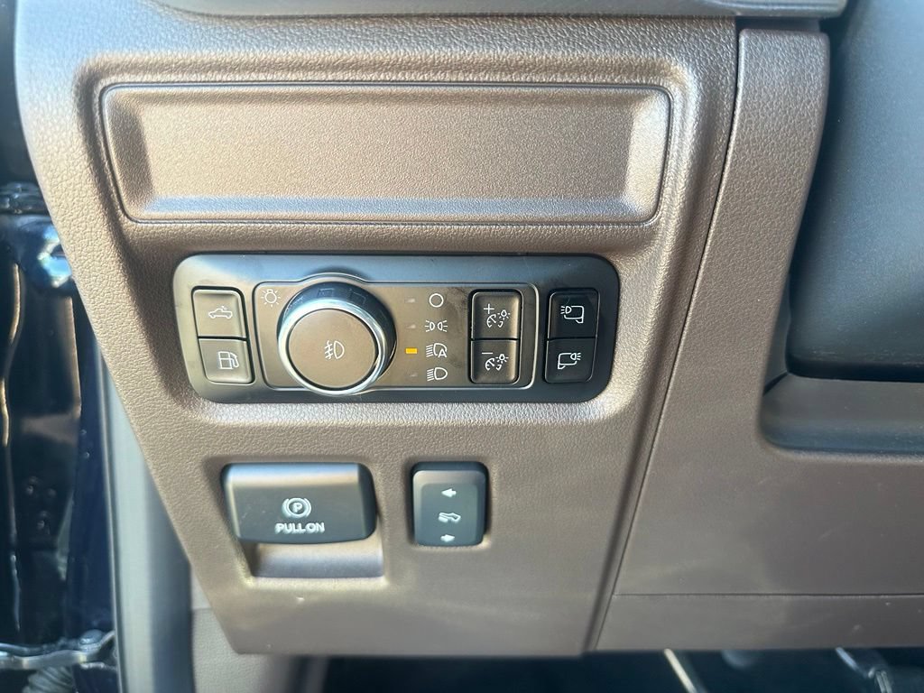 Certified 2025 Ford F150 King Ranch AWD/4WD image 22