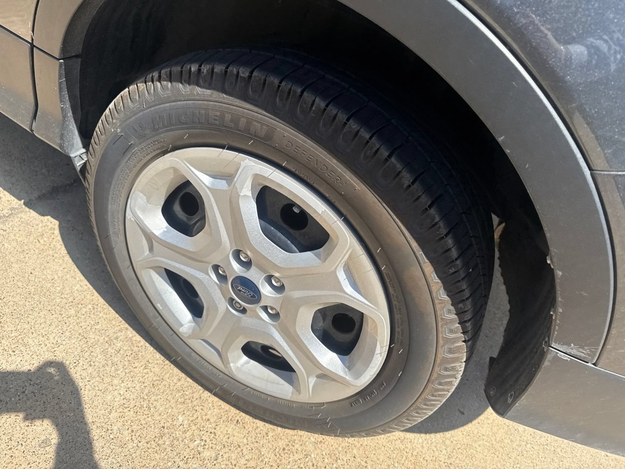Certified 2019 Ford Escape S FWD image 7