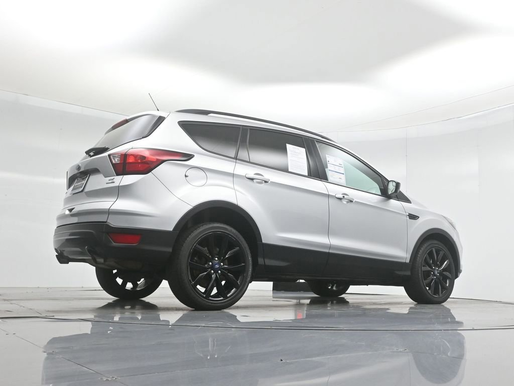 Certified 2019 Ford Escape SE image 15