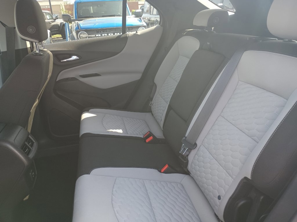 Used 2020 Chevrolet Equinox LS w/ LS Convenience Package image 28
