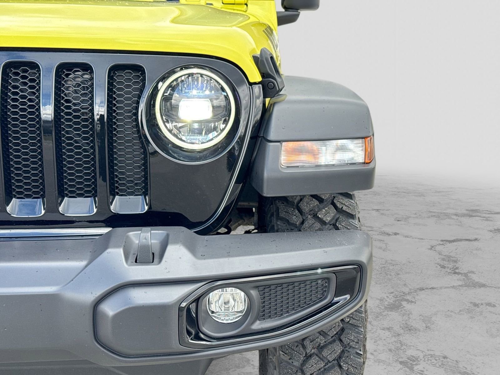 Used 2023 Jeep Wrangler Willys image 9