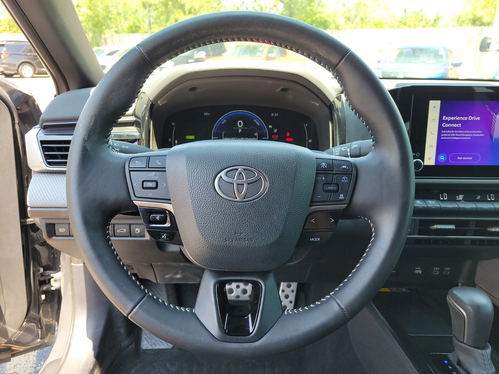 Used 2025 Toyota Camry SE image 27