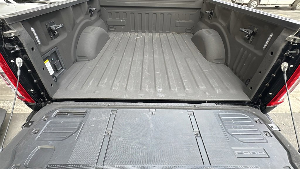 Certified 2023 Ford F150 Raptor w/ Raptor Carbon Fiber Package image 24