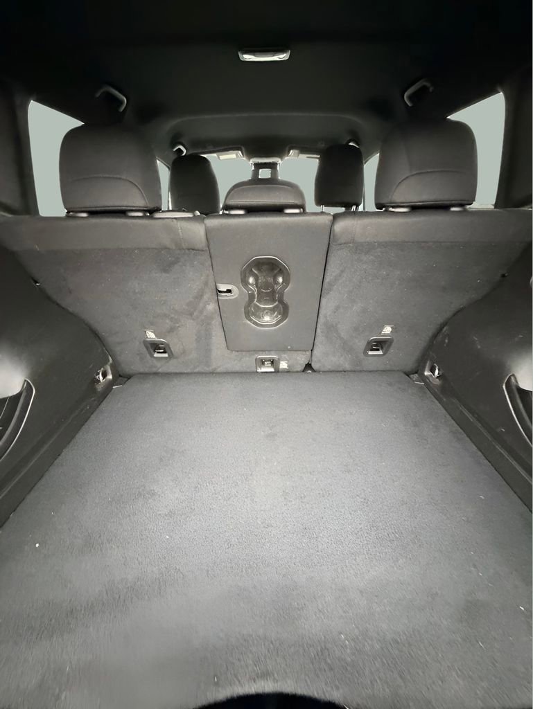 Used 2022 Jeep Renegade Altitude w/ Convenience Group image 15