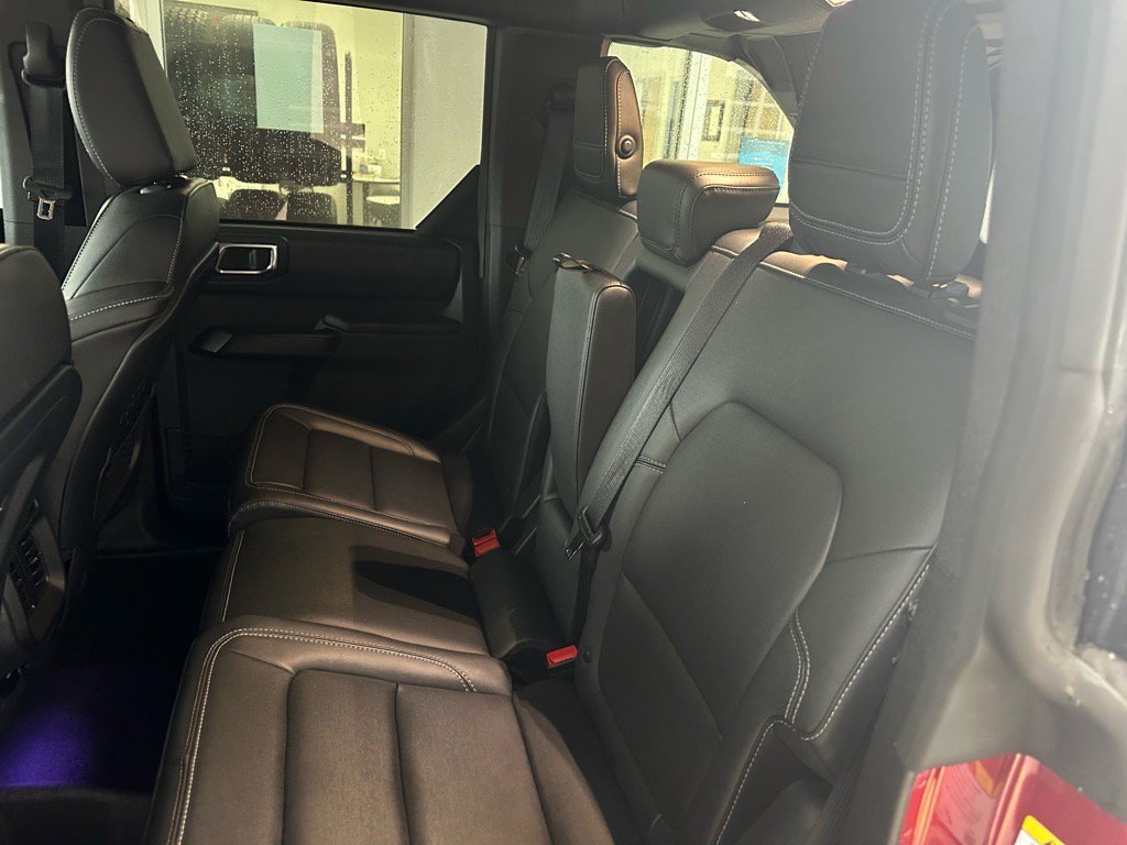 Certified 2025 Ford Bronco Badlands image 24