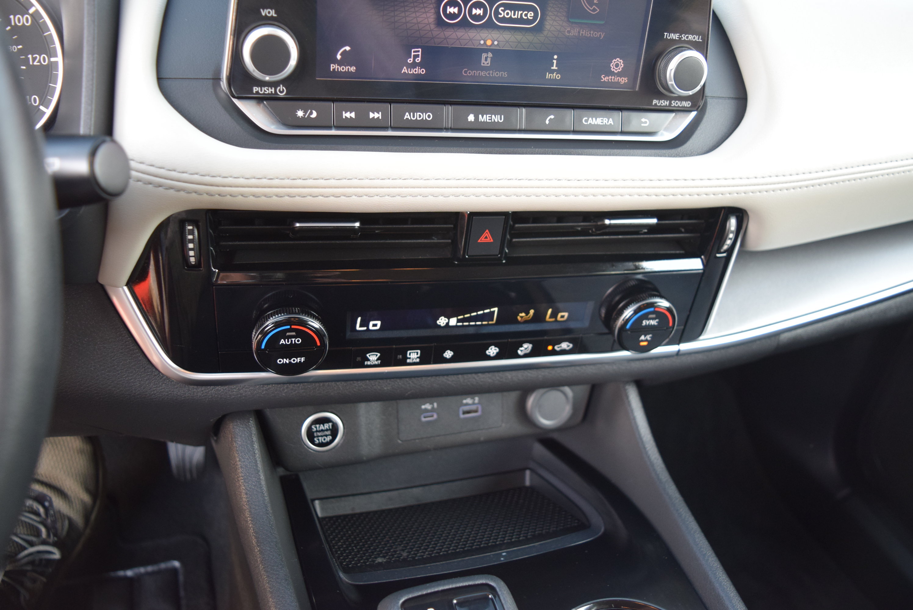 Used 2023 Nissan Rogue SV AWD/4WD image 15