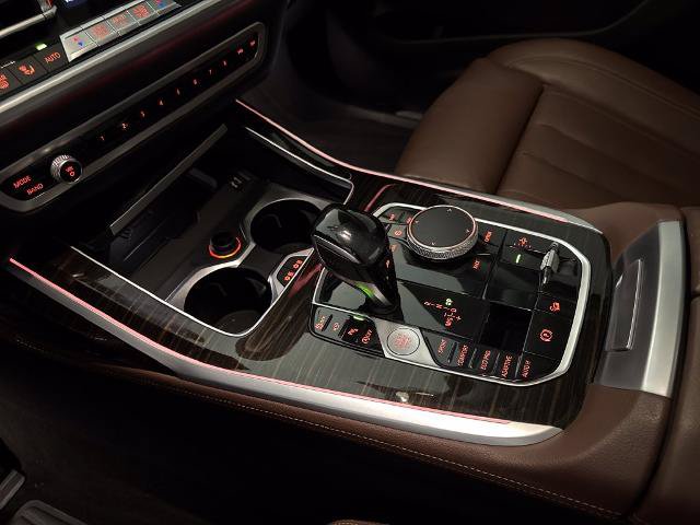 Used 2019 BMW X7 xDrive40i w/ Premium Package AWD/4WD image 30