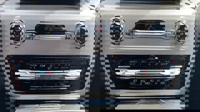 Certified 2022 Ford Explorer XLT w/ Equipment Group 202A image 19