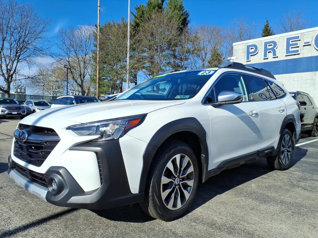 Used 2023 Subaru Outback Touring XT image 3