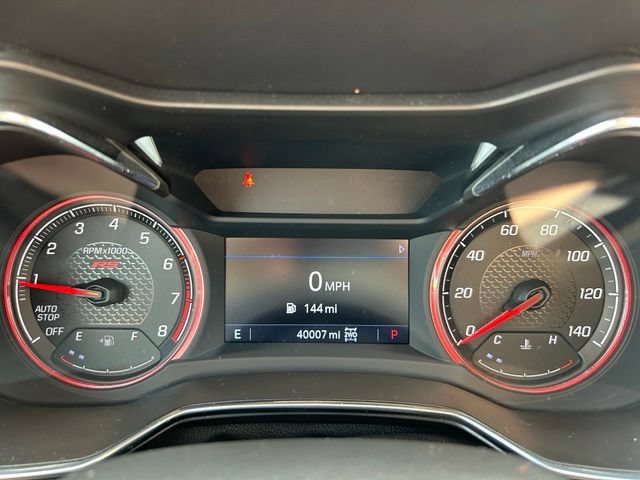 Used 2022 Chevrolet TrailBlazer RS w/ Sun and Liftgate Package AWD/4WD image 2