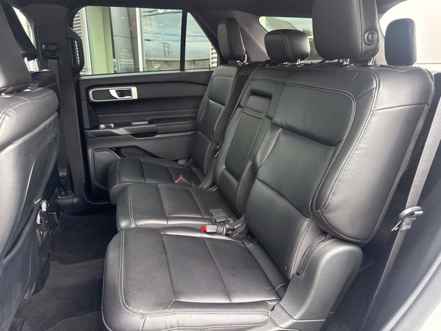 Certified 2020 Ford Explorer XLT w/ Equipment Group 202A AWD/4WD image 37