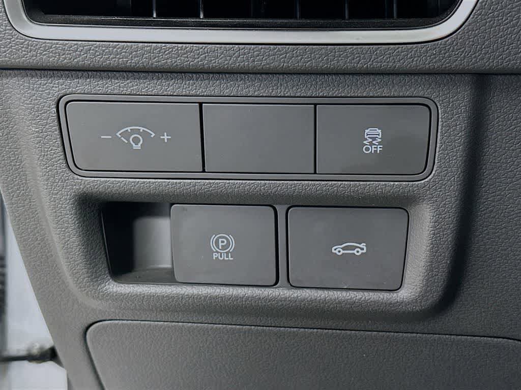 Used 2025 Hyundai Sonata SEL FWD image 25