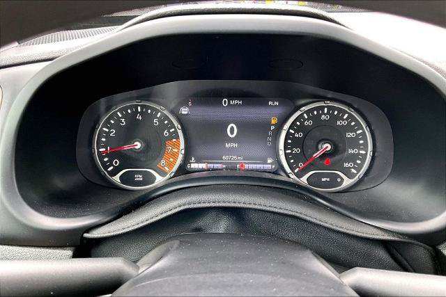 Used 2023 Jeep Renegade Latitude AWD/4WD image 19