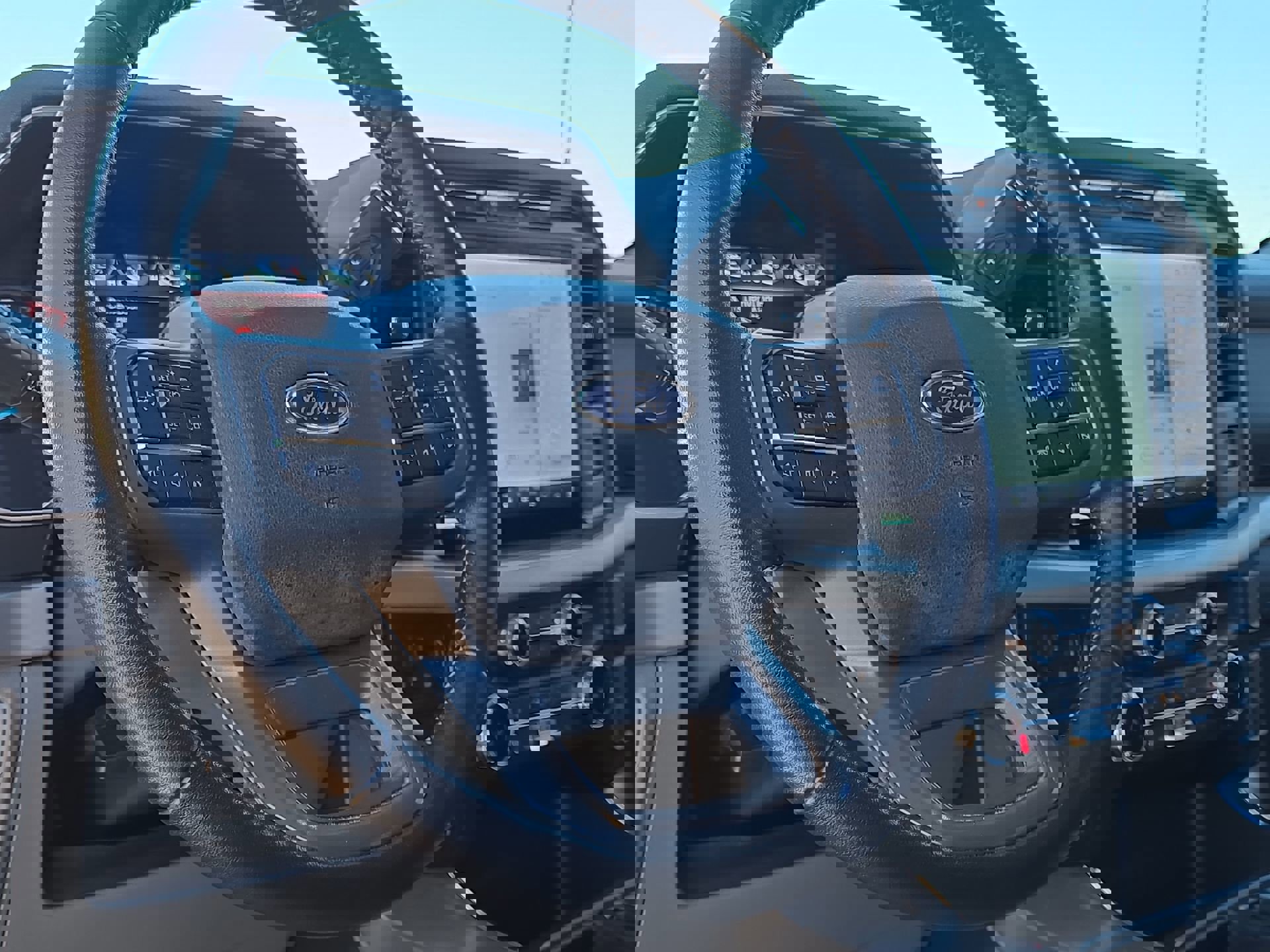 Certified 2022 Ford F150 XLT w/ Equipment Group 302A High image 14