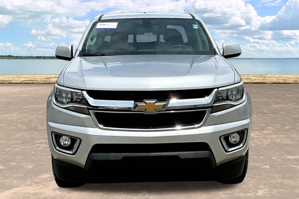 Used 2018 Chevrolet Colorado LT w/ LT Convenience Package RWD image 2