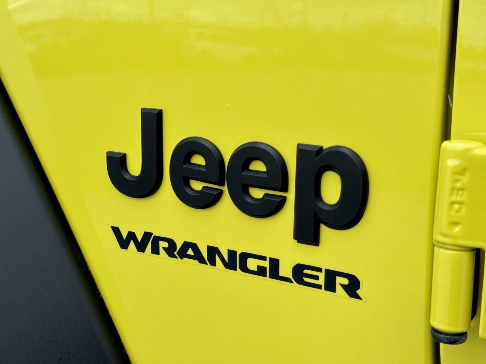 Used 2023 Jeep Wrangler Willys image 10