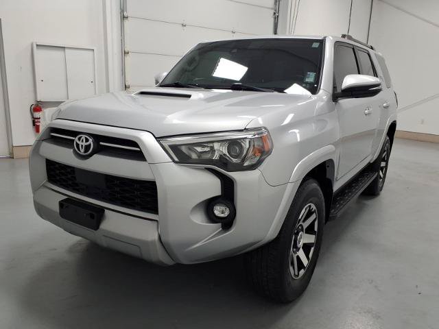 Used 2024 Toyota 4Runner TRD Off-Road Premium AWD/4WD image 7