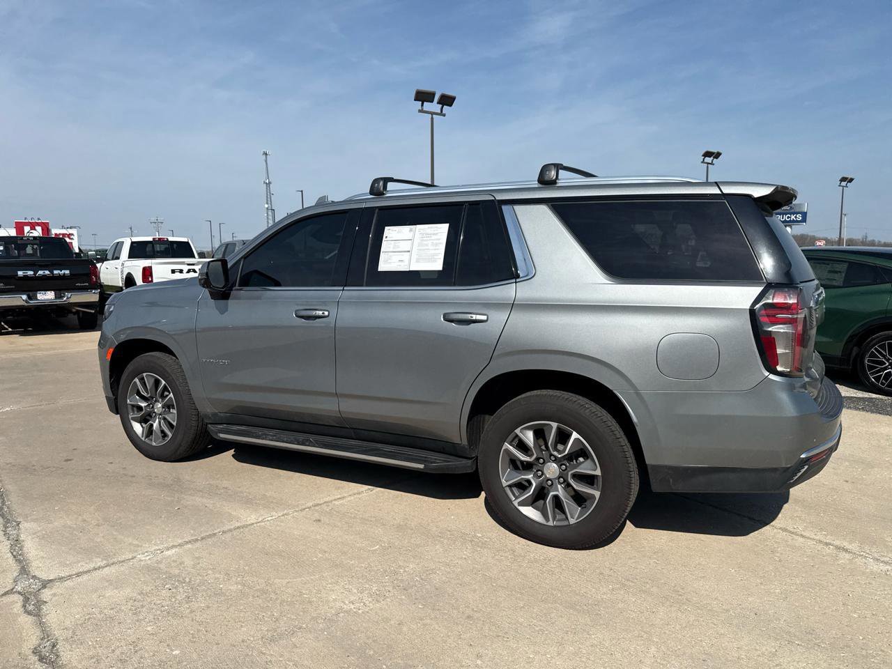 Used 2023 Chevrolet Tahoe LT w/ Luxury Package image 12