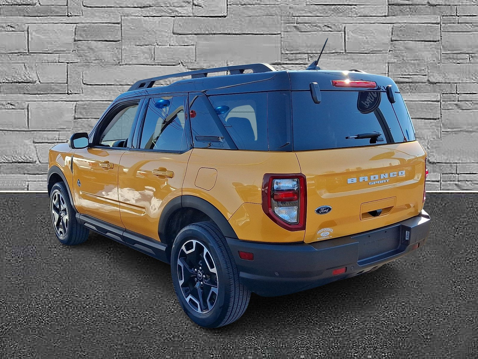 Certified 2023 Ford Bronco Sport Outer Banks w/ Tech Package image 8