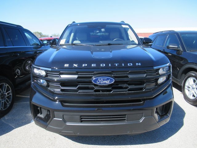 Certified 2025 Ford Expedition Max Active image 4