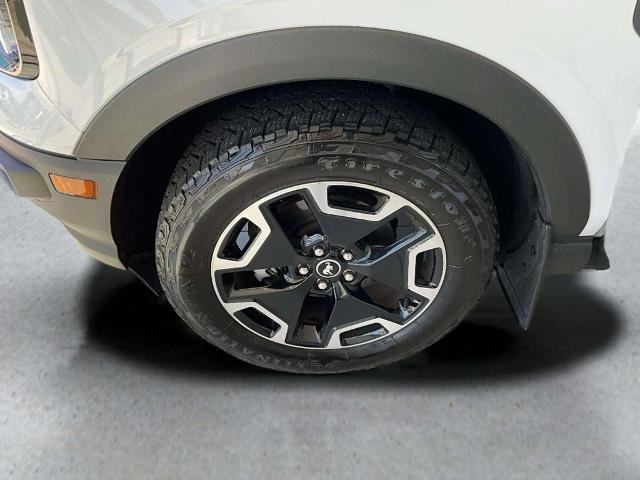 Certified 2021 Ford Bronco Sport Outer Banks w/ Outer Banks Package AWD/4WD image 32