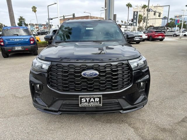 Certified 2025 Ford Explorer ST-Line AWD/4WD image 2