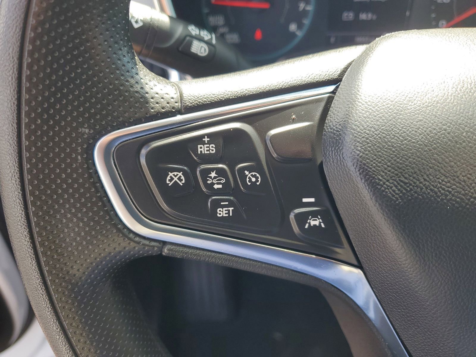 Used 2024 Chevrolet Equinox LS FWD image 18