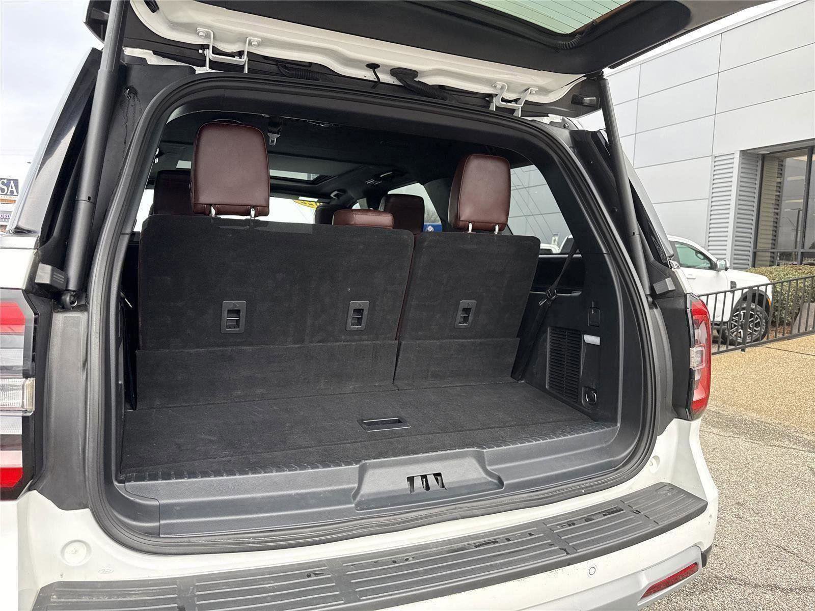 Certified 2022 Ford Expedition Limited image 30