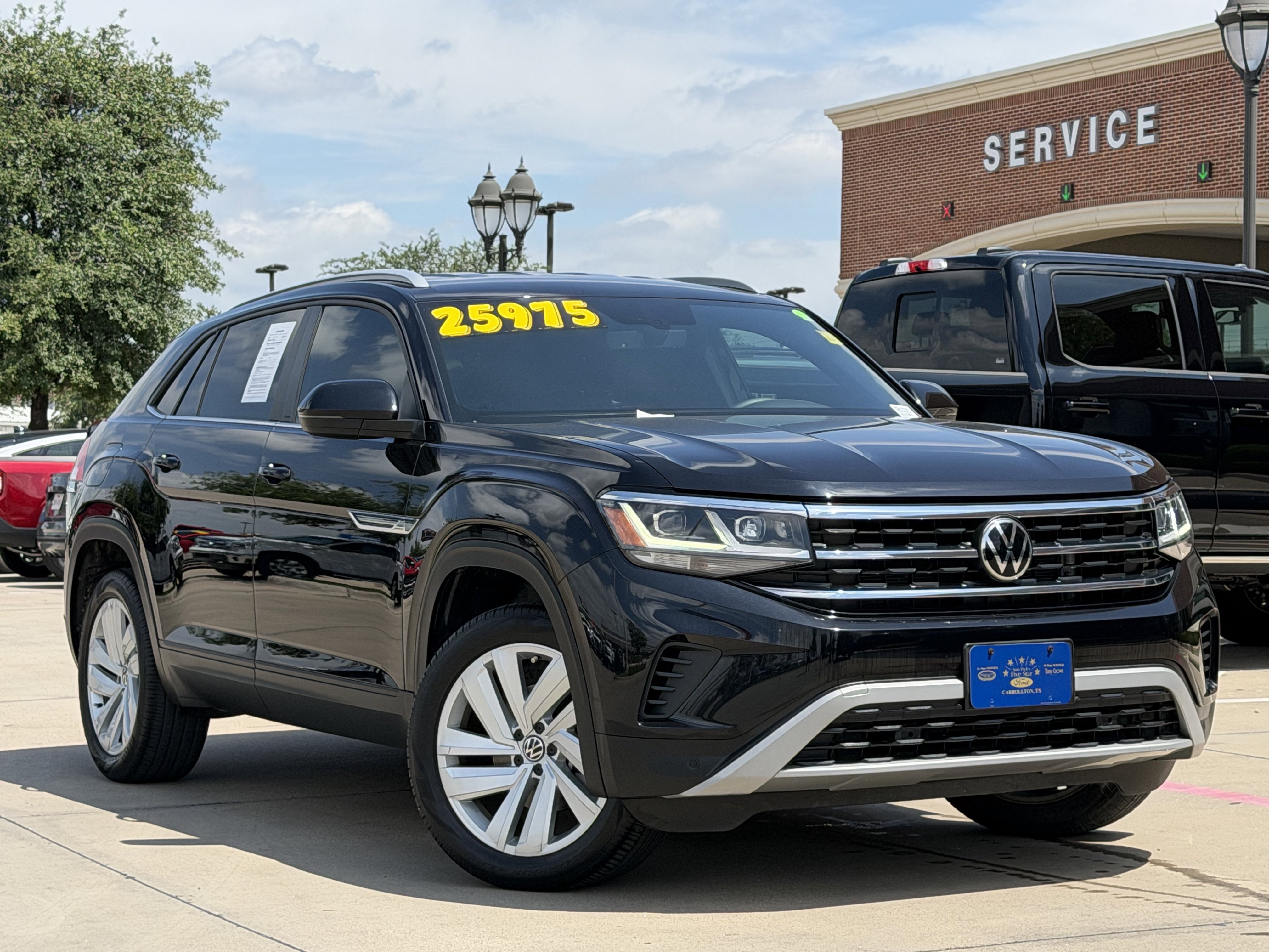 Used 2022 Volkswagen Atlas Cross Sport SE